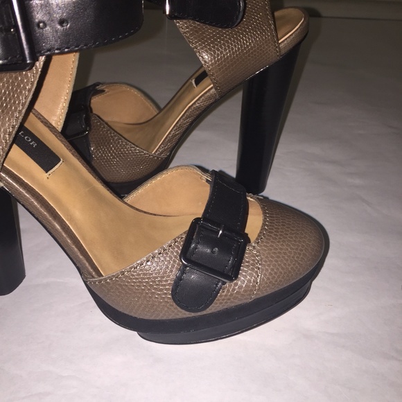 New 5" two toned tan and black Ann Taylor Heels - Picture 4 of 10